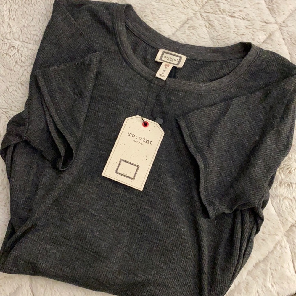 Mo:Vint New York Shelby basic short sleeve top XS